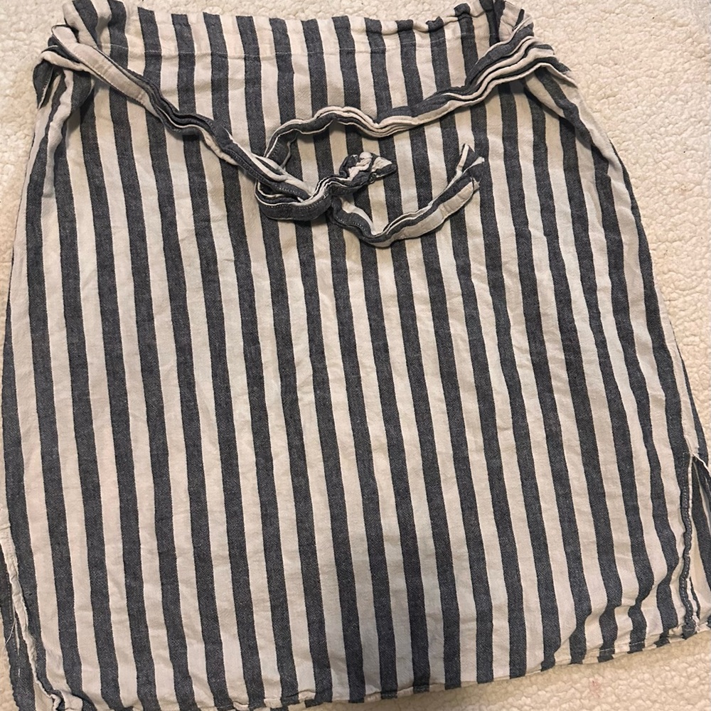 Black and White Knee-Length Pencil Skirt with Tie Front